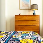 Zeina, 2 Pieces Confortables Et Raffinees, Wifi, Hypercentre La Rochelle (Charente-Maritime)